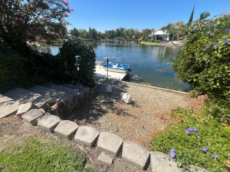 9282 Monmouth Court, Elk Grove, CA 95758 - #2