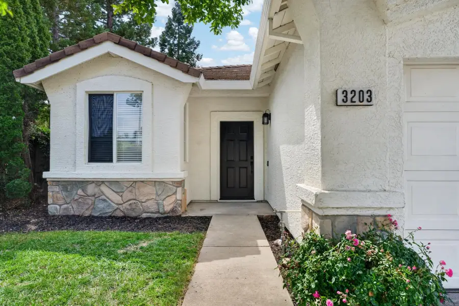 3203 Europa Street, Roseville, CA 95661 - #3