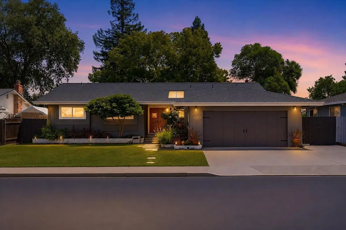 620 Darling Way, Roseville, CA 95678 - #1