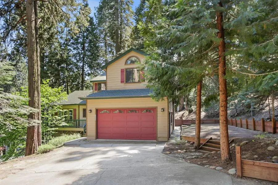 6835 Diamond Drive, Pollock Pines, CA 95726 - #2
