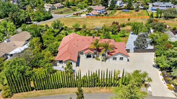 701 Sterling Court, El Dorado Hills, CA 95762