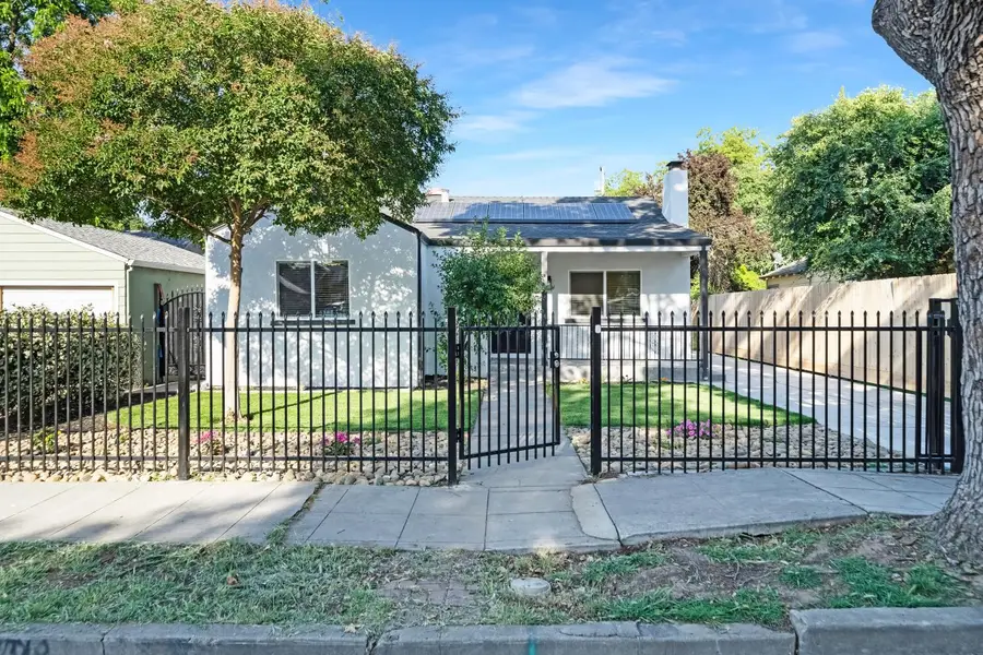 630 N Yosemite Street, Stockton, CA 95203 - #3