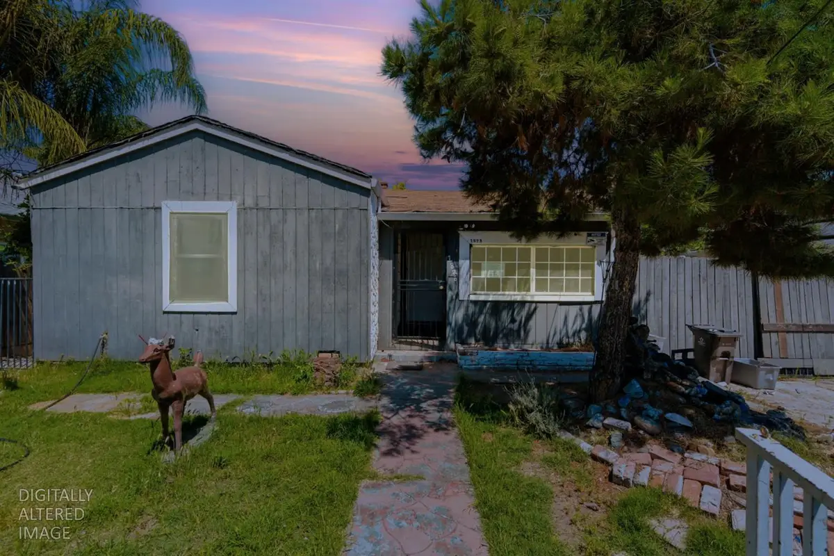 1823 W Acacia Street, Stockton, CA 95203 - #1