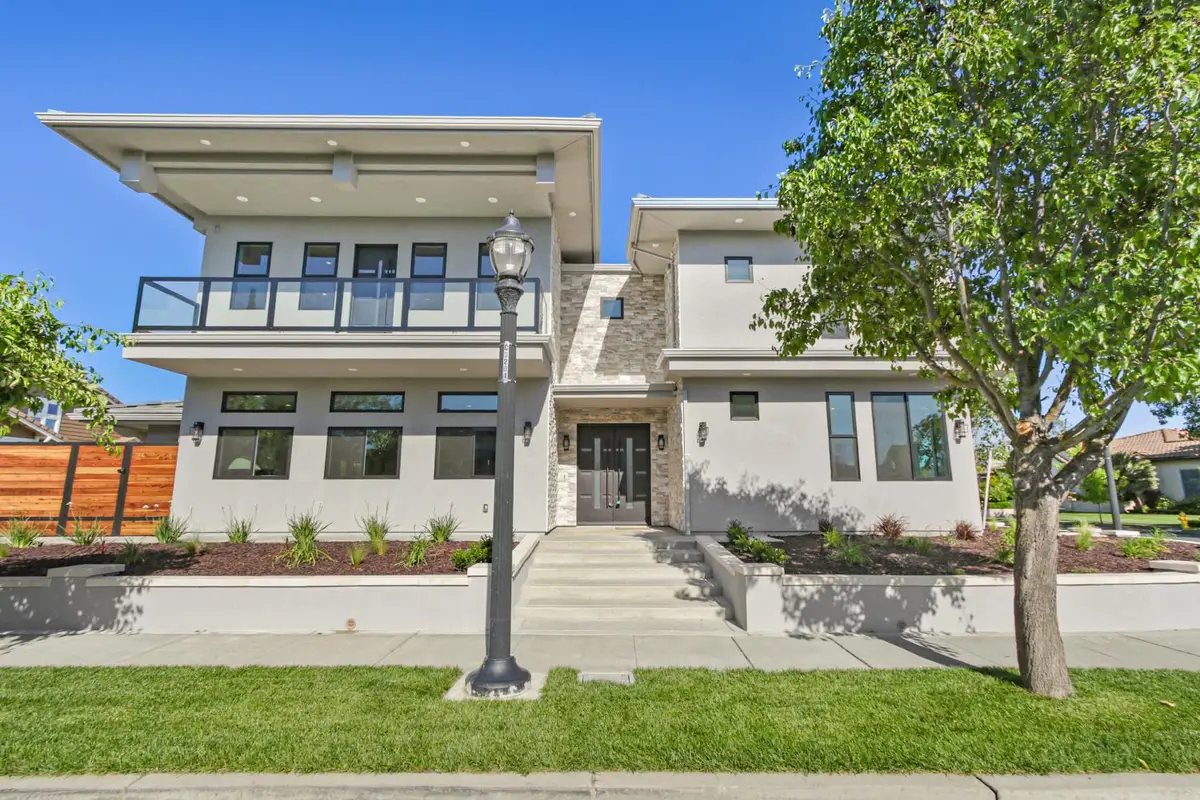 2013 Hampton Place, Woodland, CA 95776 - #1