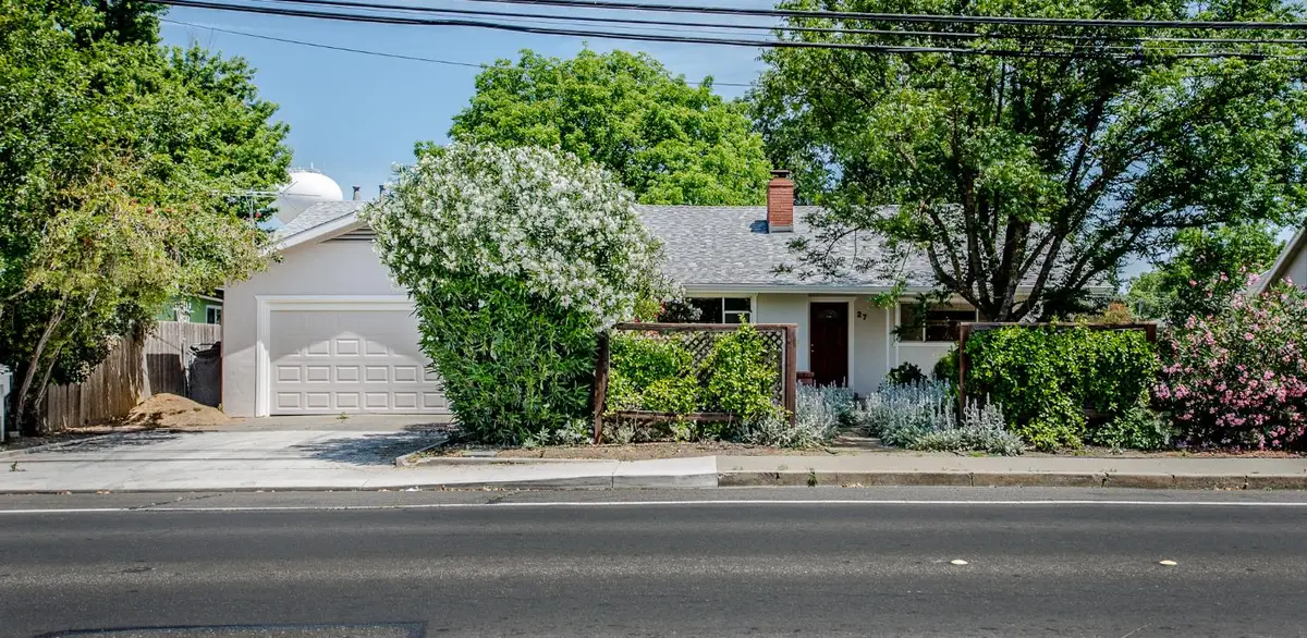 27 West Street, Woodland, CA 95695 - #1
