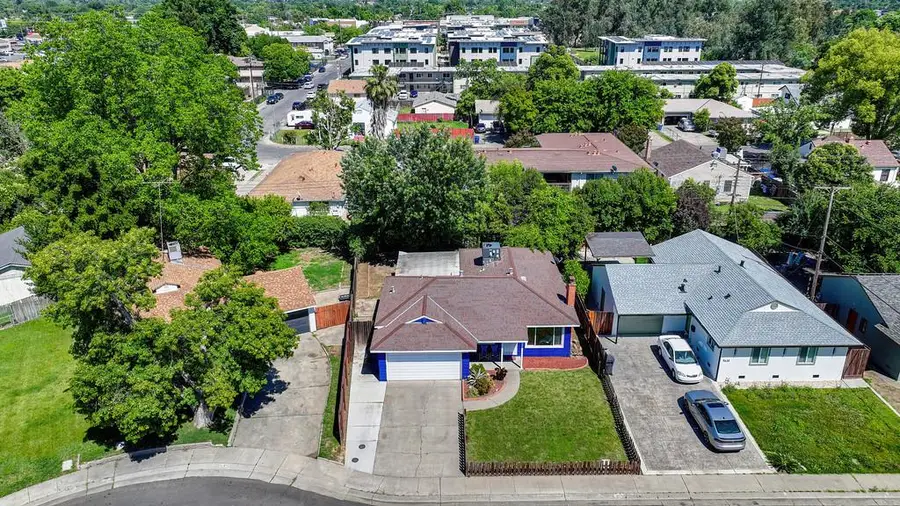 5629 49th Street, Sacramento, CA 95824 - #2
