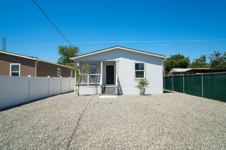 647 5th Street, Willows, CA 95988 - #2