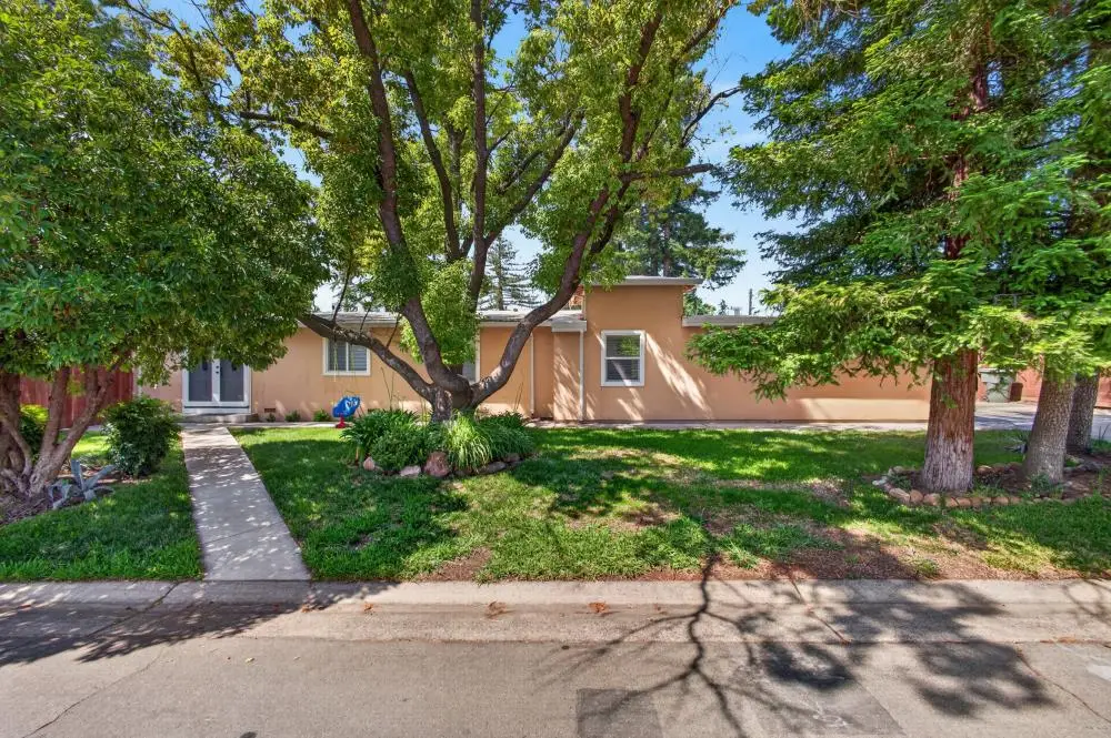 2200 Eastern Avenue, Sacramento, CA 95864 - #1