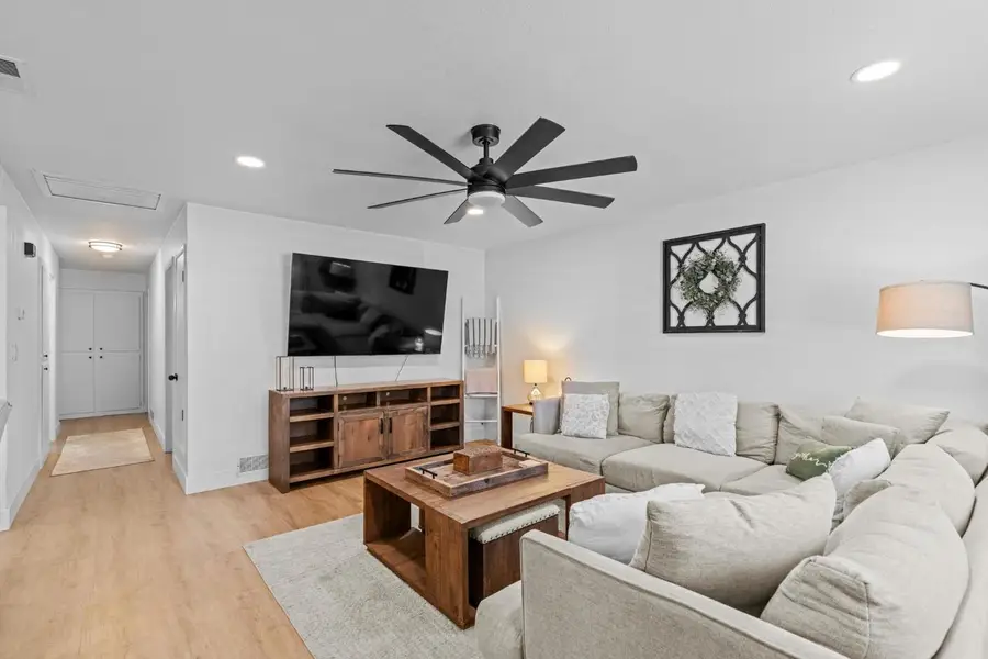 346 Oregon St, Ripon, CA 95366 - #2