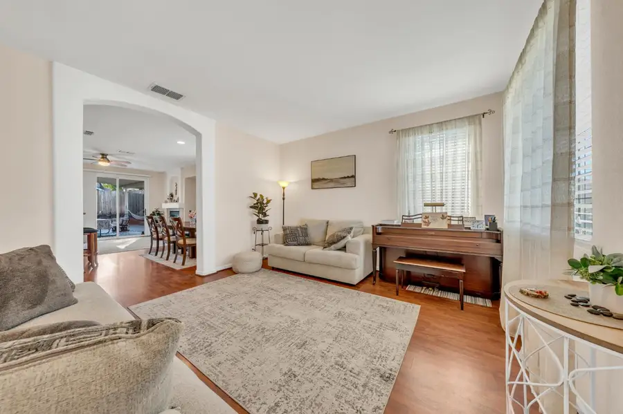 8409 Sundrop Way, Antelope, CA 95843 - #3