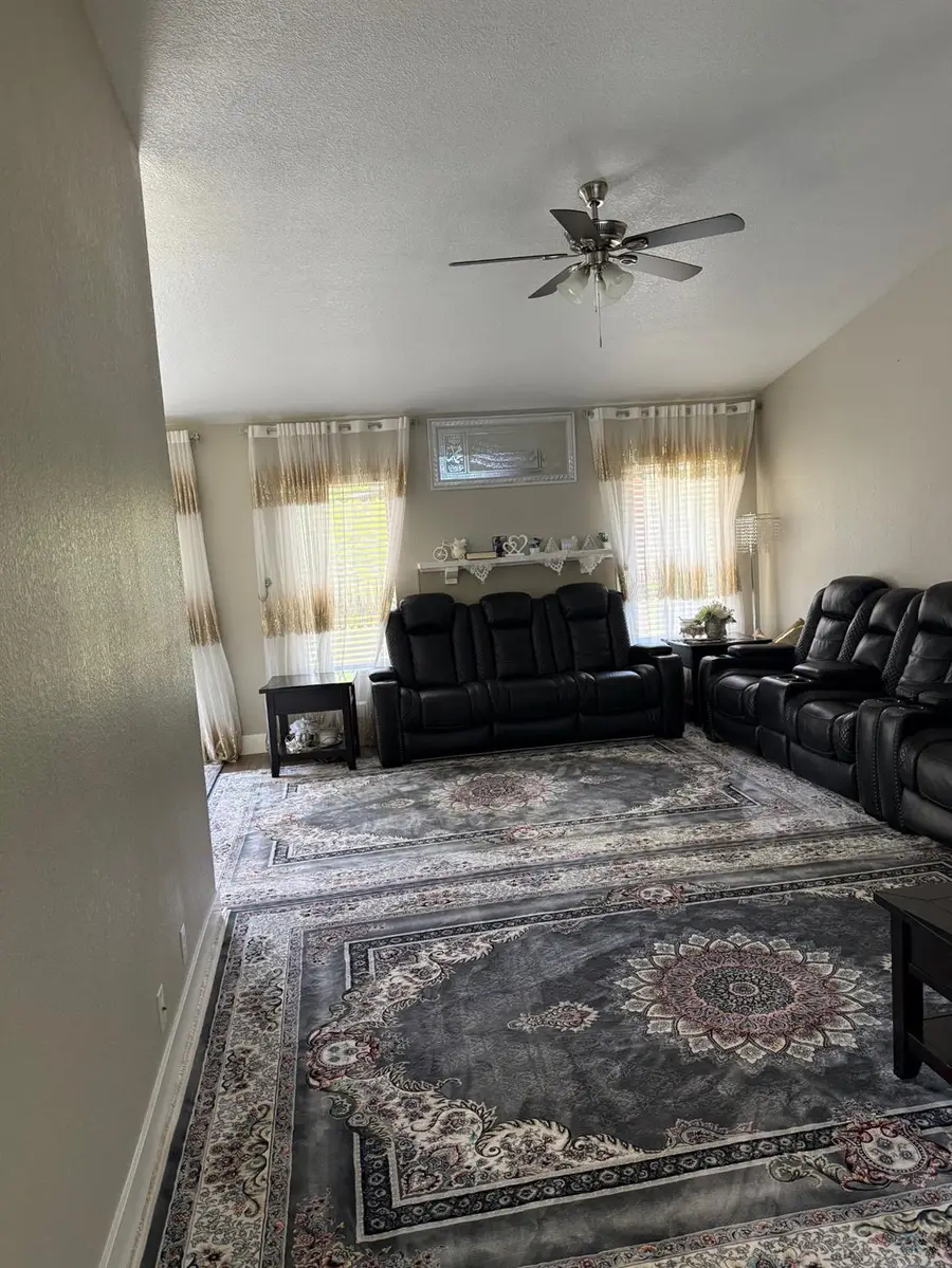 8238 Visalia Way, Sacramento, CA 95828 - #2