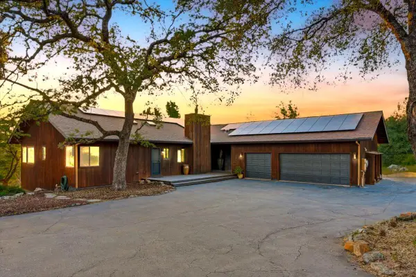 13983 Hidden Ridge Court, Penn Valley, CA 95946