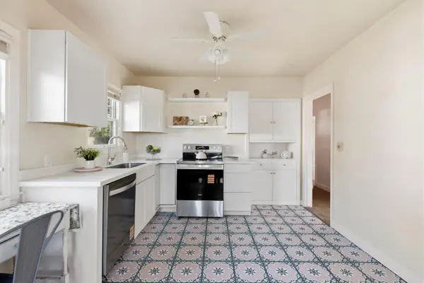 1246 E Canal Drive, Turlock, CA 95380