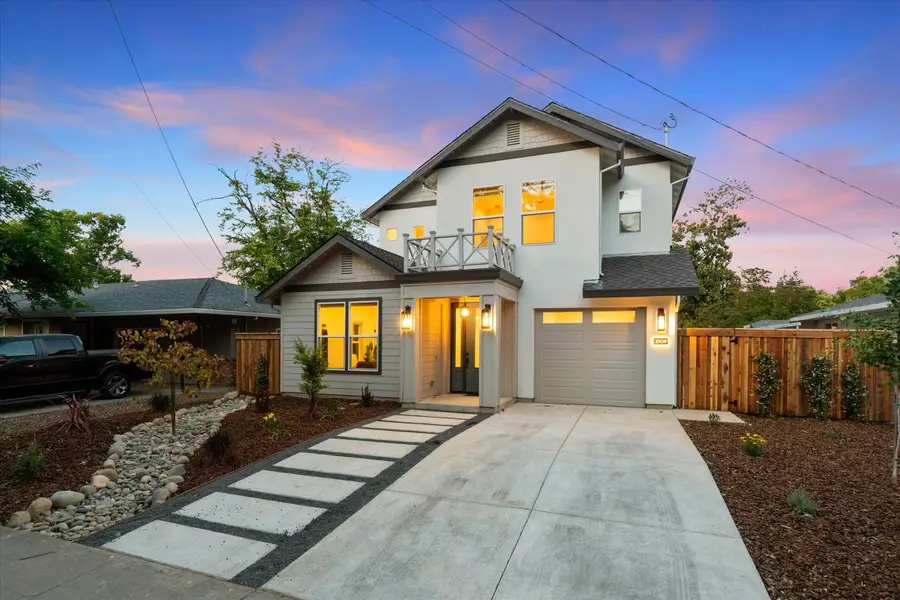 2909 57th Street, Sacramento, CA 95817 - #2