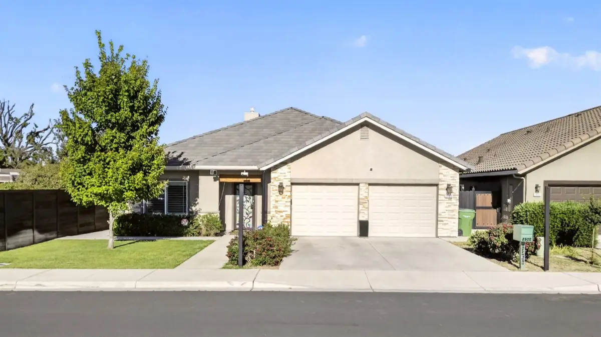 2500 Greenboro Street, Turlock, CA 95382 - #1