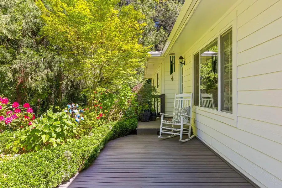2812 Crystal Springs Road, Camino, CA 95709 - #2