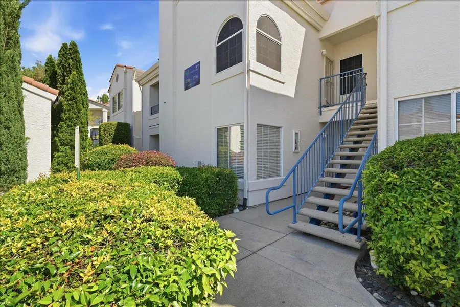 2714 Zephyr Cove #2079, Rocklin, CA 95677 - #2
