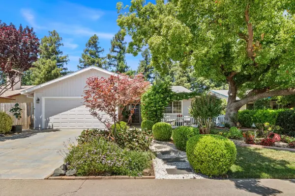 8645 Prairiewoods Drive, Sacramento, CA 95828