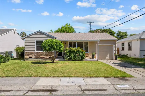 1501 Dickson Street, Sacramento, CA 95822