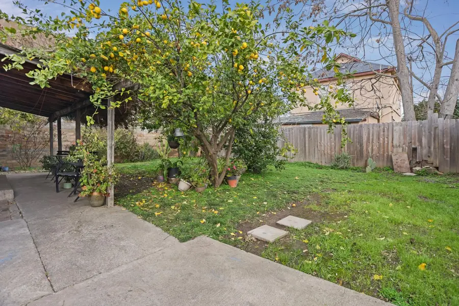517 S Sacramento Street, Lodi, CA 95240 - #2
