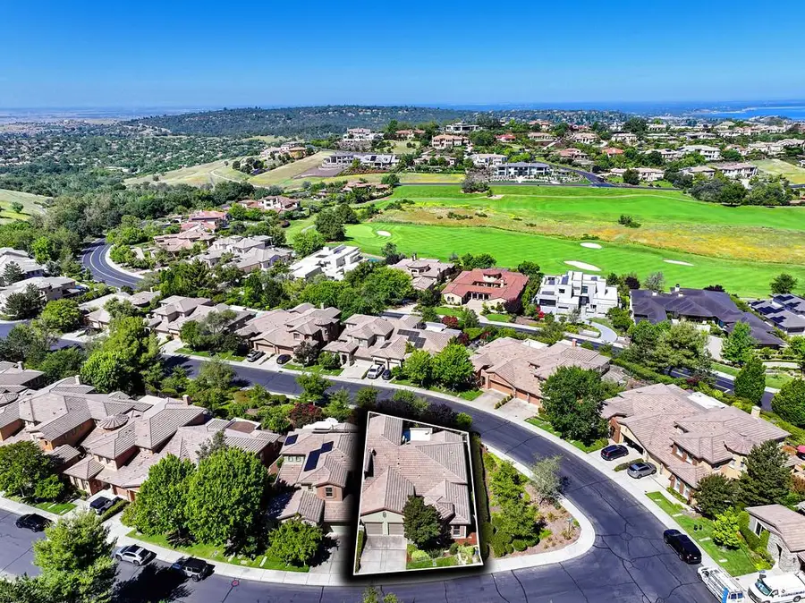 304 Nebbiolo Court, El Dorado Hills, CA 95762 - #3