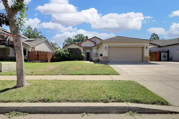 2375 Michigan Court, Yuba City, CA 95991
