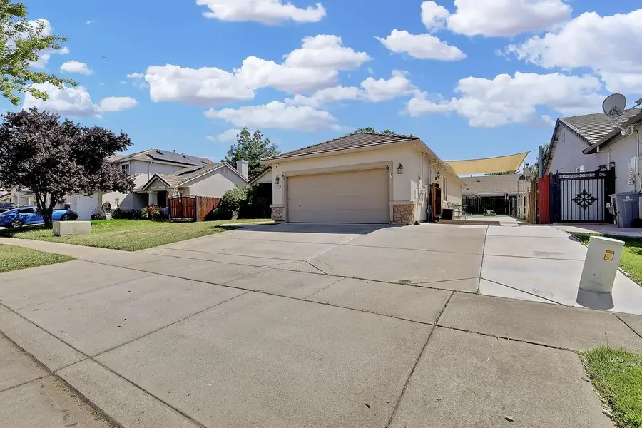 2375 Michigan Court, Yuba City, CA 95991 - #2