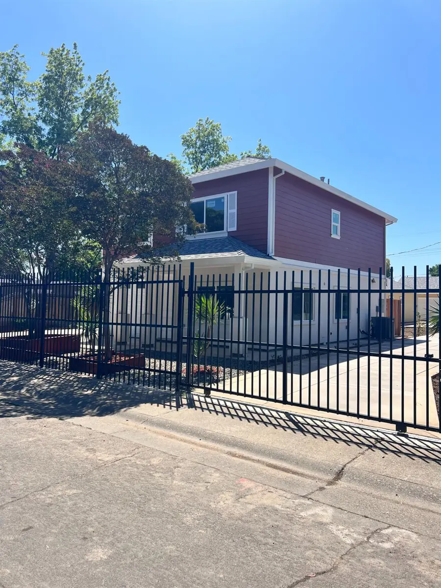 3530 26th Avenue, Sacramento, CA 95820 - #2