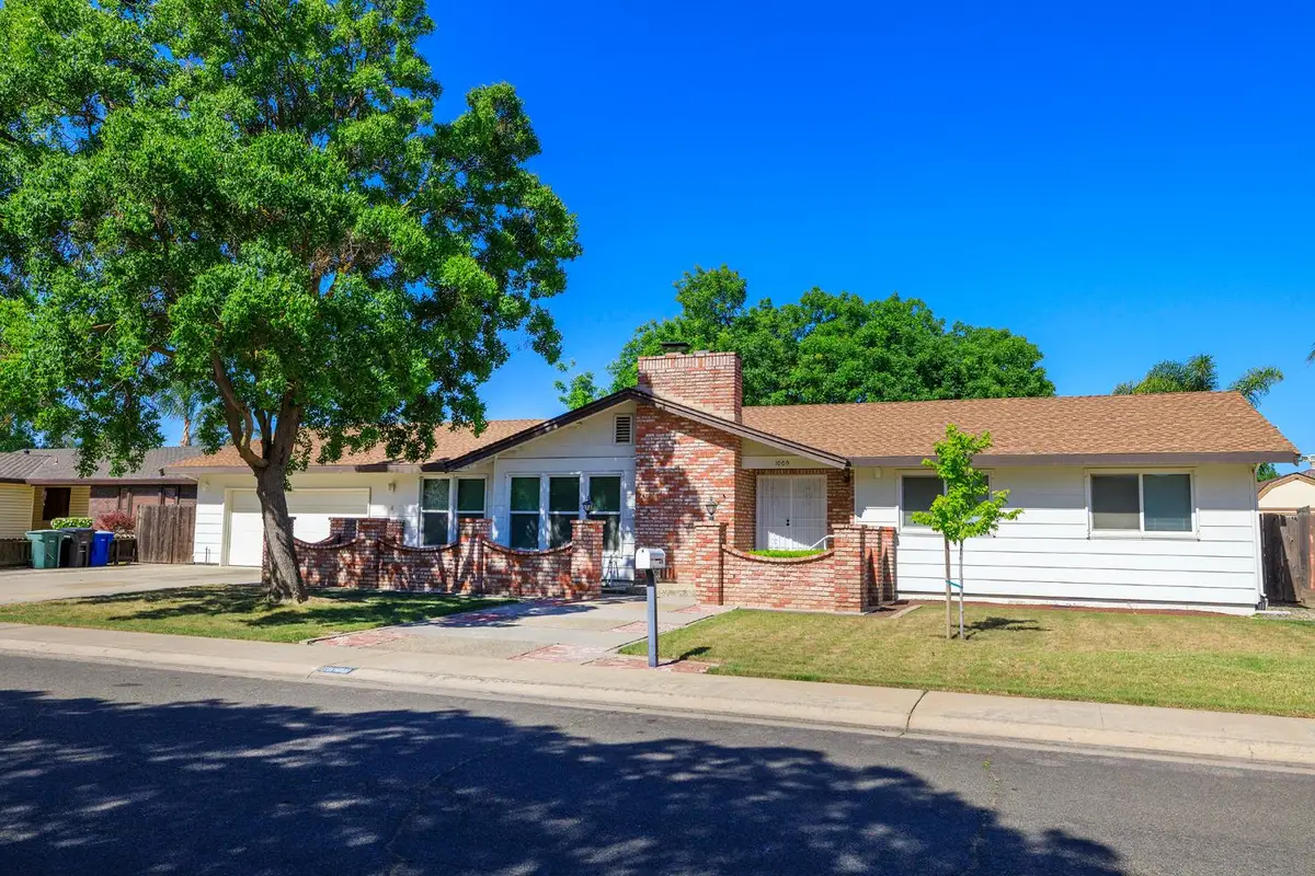 1009 Riesling Drive, Modesto, CA 95351 - #1
