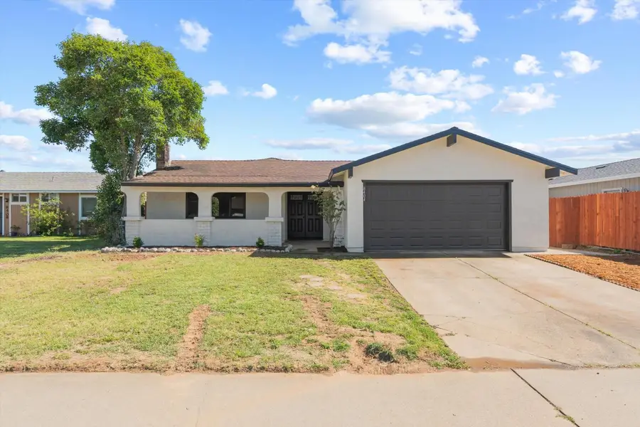 8404 Sunrise Woods Way, Sacramento, CA 95828 - #2