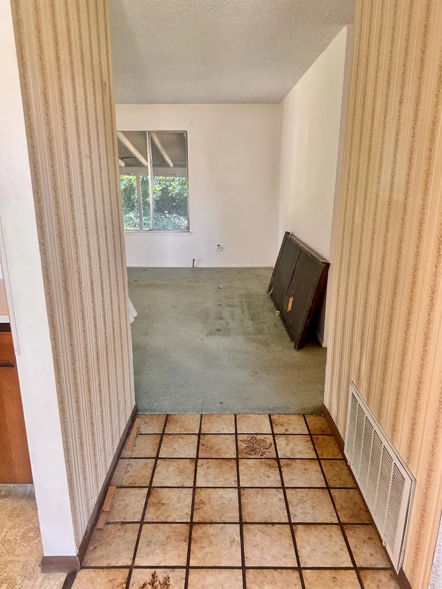 3207 Terry Way, Carmichael, CA 95608 - #3