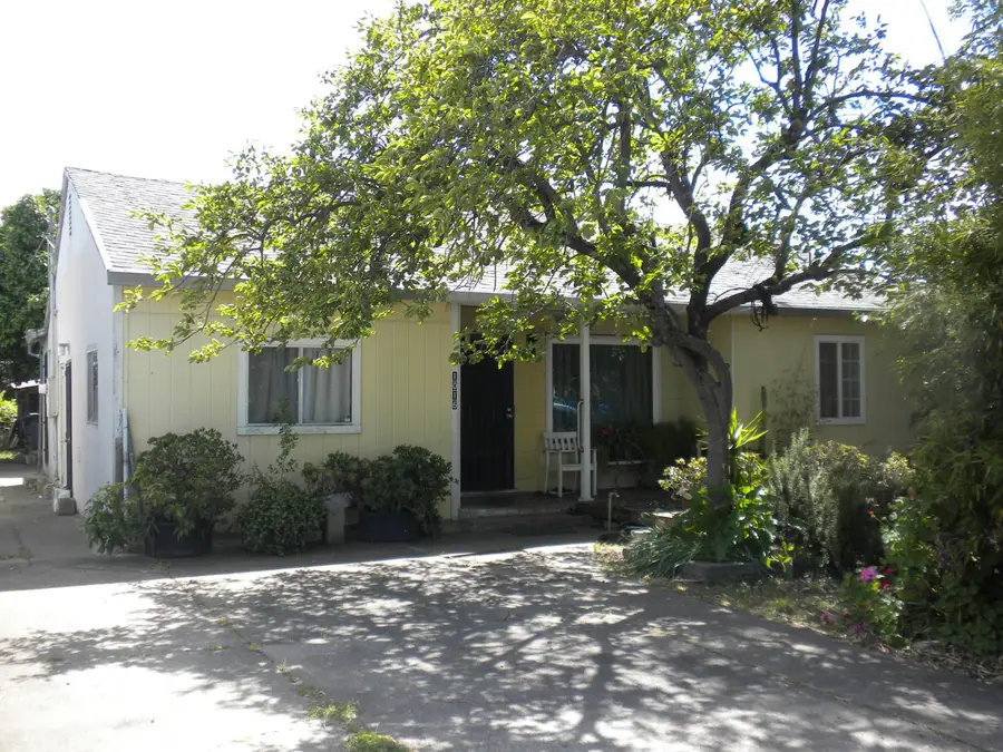 1016 Frienza Avenue, Sacramento, CA 95815 - #3