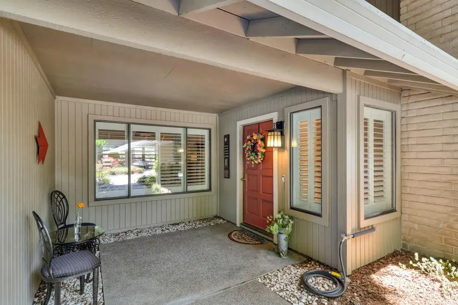2044 University Park Drive, Sacramento, CA 95825 - #3