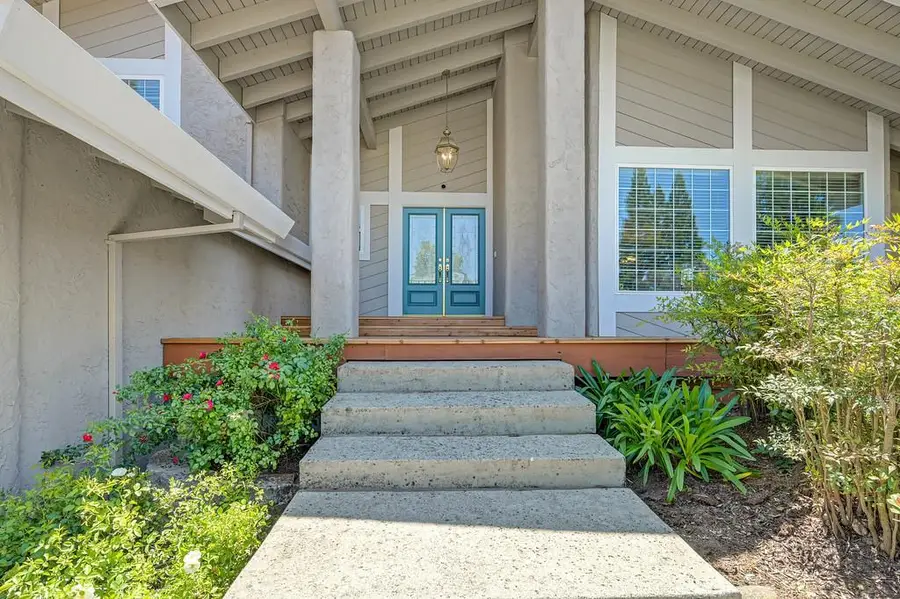 100 Bermuda Court, Roseville, CA 95678 - #3
