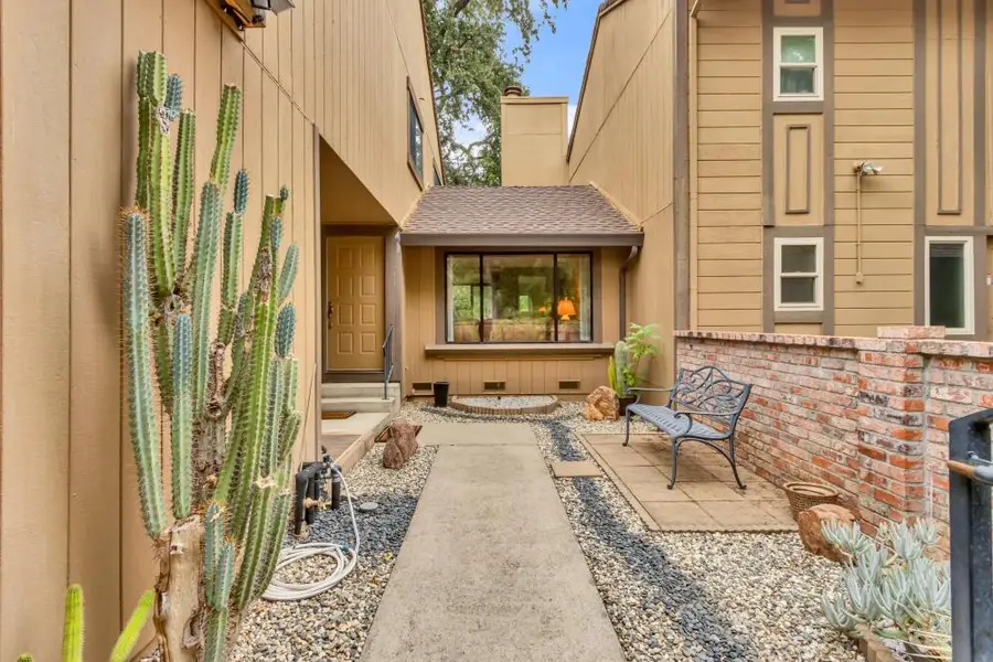 7025 Rancho Mirage Court, Citrus Heights, CA 95621 - #2