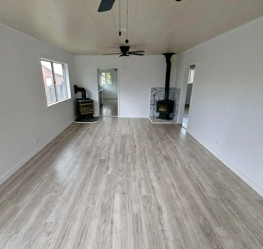 105 Elm Street, Westwood, CA 96137 - #3