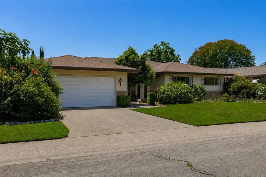 69 Springbrook Circle, Sacramento, CA 95831 - #2
