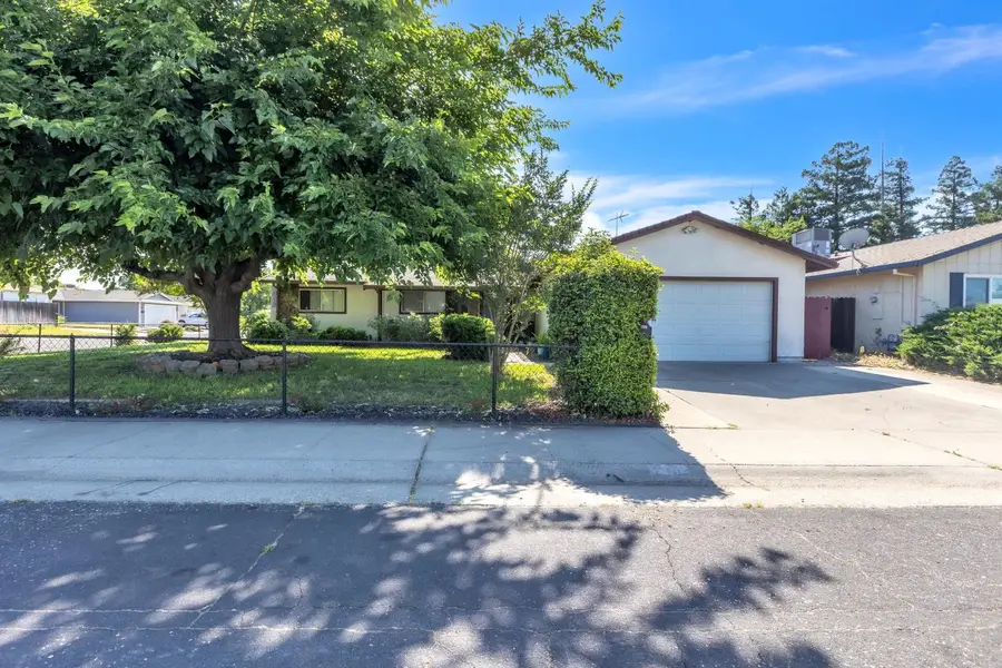 319 Jesse Avenue, Roseville, CA 95678 - #2