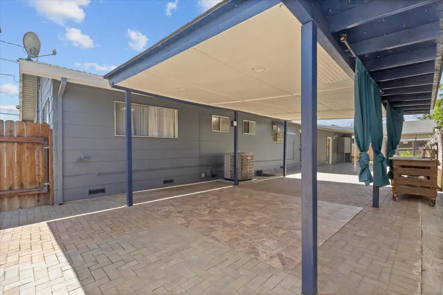 1516 Gray Avenue, Yuba City, CA 95991 - #2