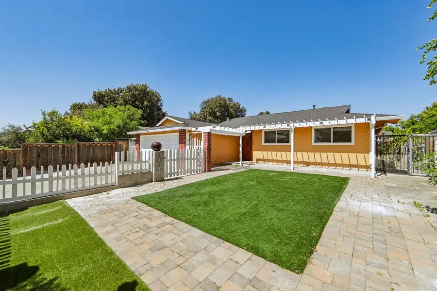 2750 Kern Avenue, San Jose, CA 95121 - #2