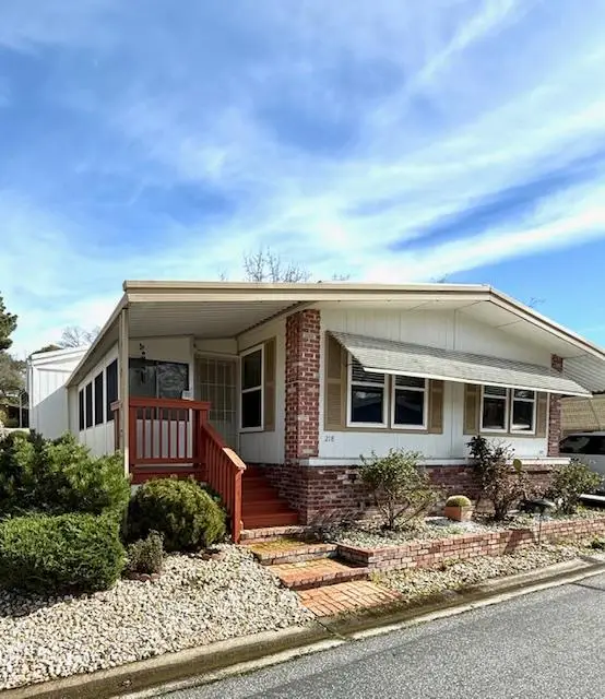 3765 Grass Valley Hwy #218, Auburn, CA 95602