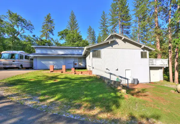 5421 Shooting Star Road, Pollock Pines, CA 95726