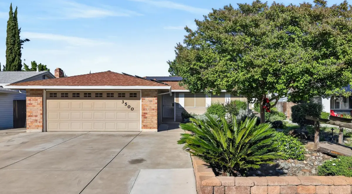 3500 Huntsman Drive, Sacramento, CA 95826 - #1