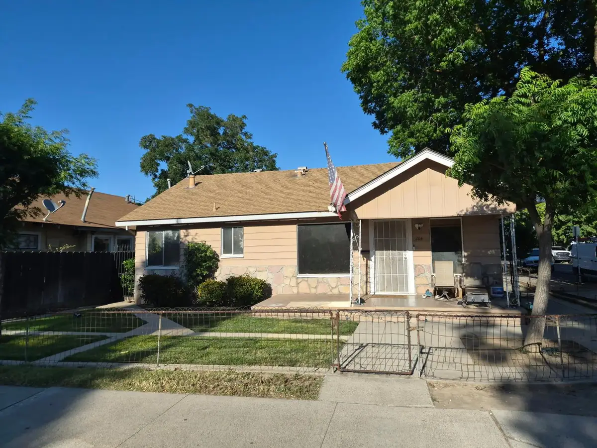 204 College Avenue, Modesto, CA 95350 - #1