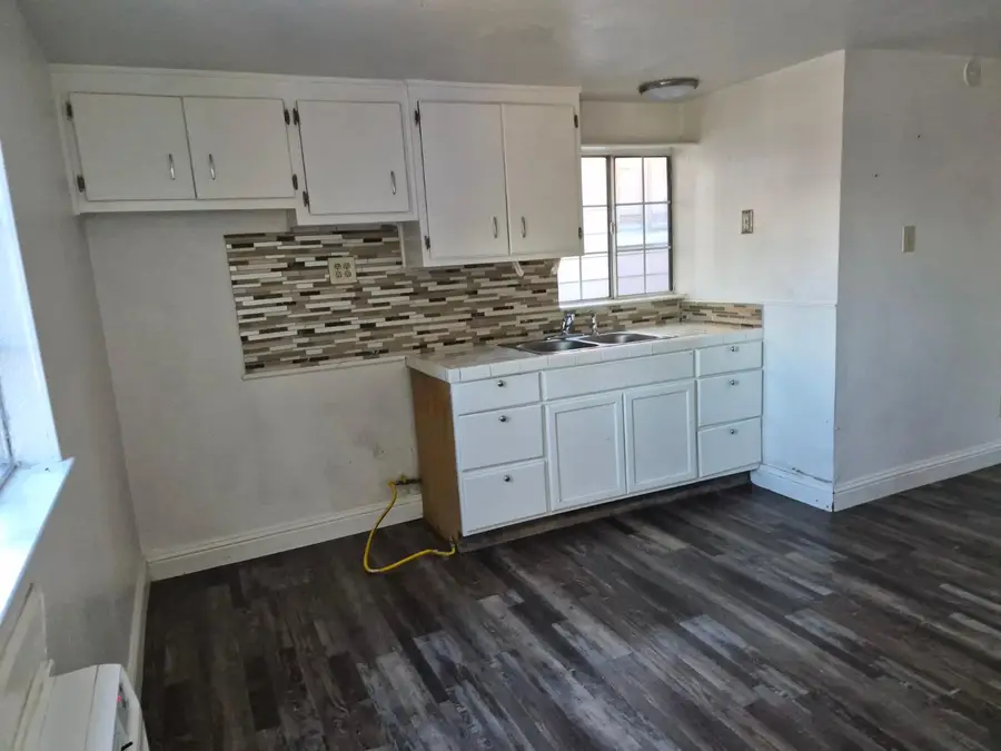 204 College Avenue, Modesto, CA 95350 - #3