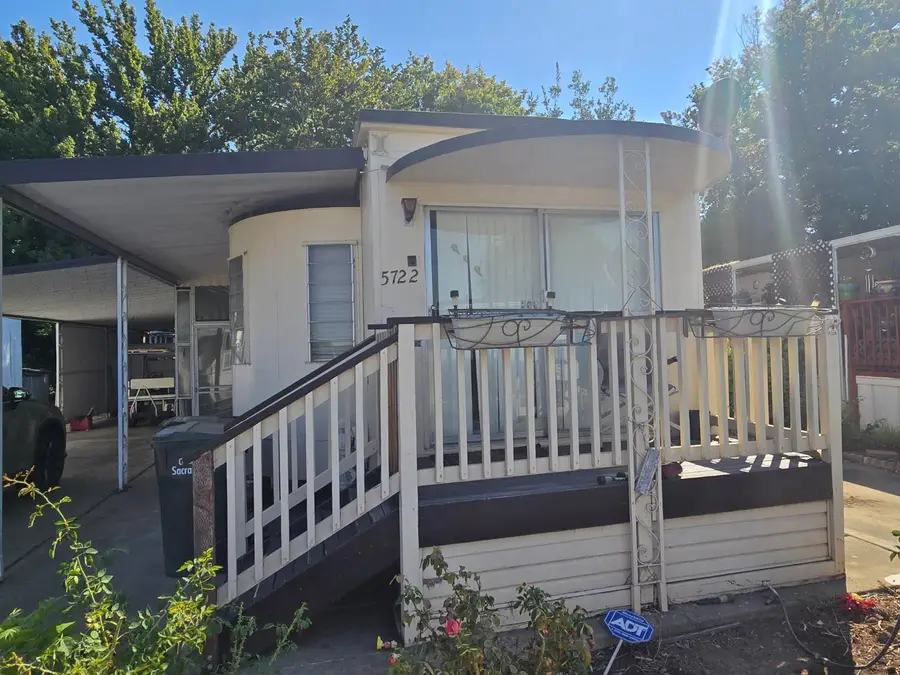 5722 Clearwater Drive #18, Sacramento, CA 95841 - #3