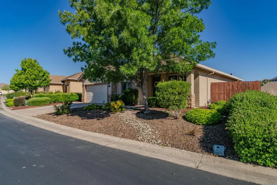 130 Golden Leaf Court, Valley Springs, CA 95252 - #2
