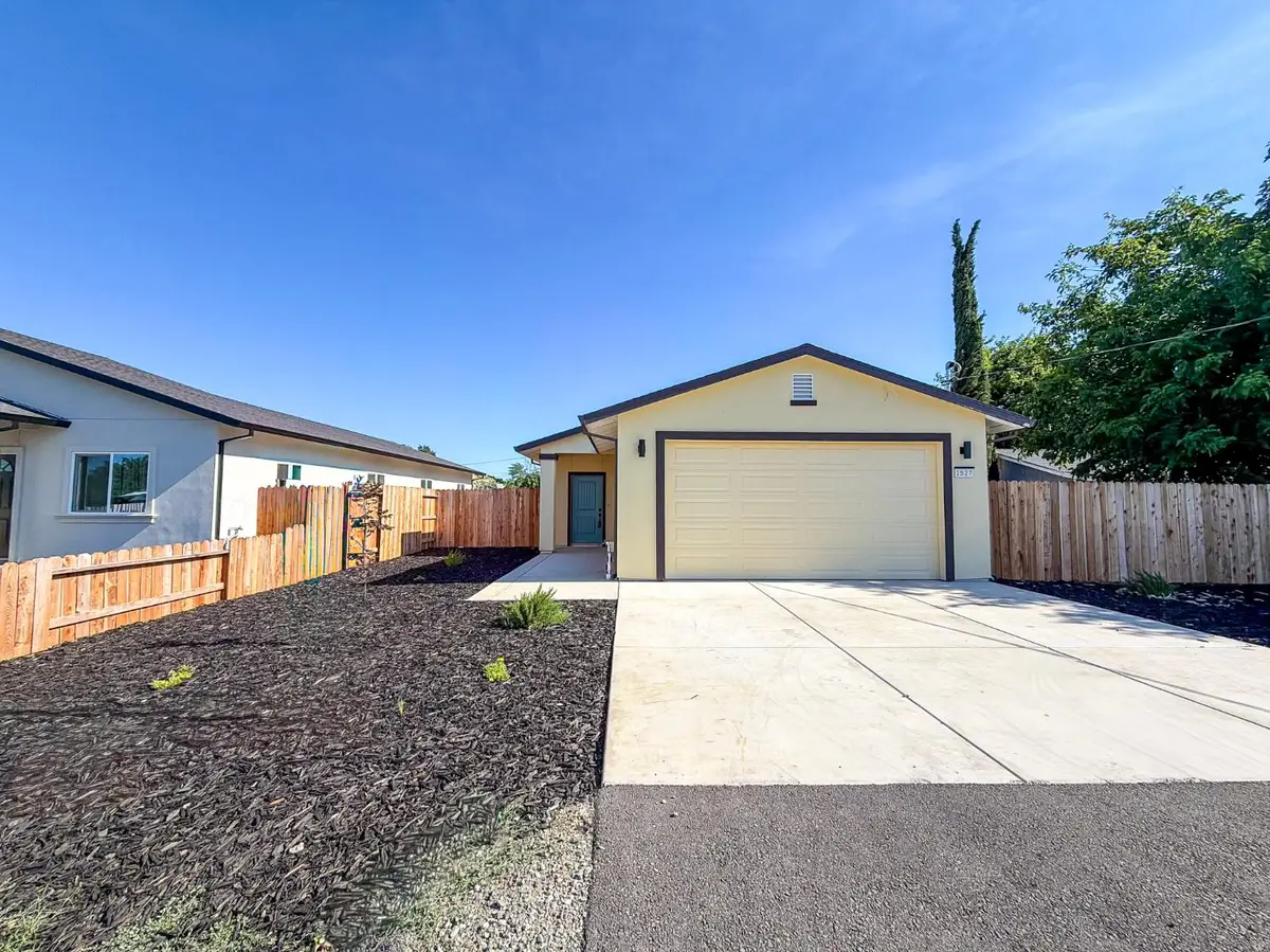 1527 9th Avenue, Olivehurst, CA 95961 - #1