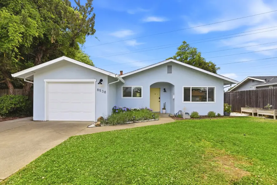 8538 Everglade Drive, Sacramento, CA 95826 - #3
