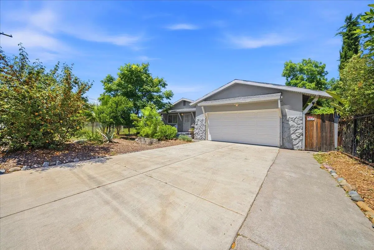 2865 26th Avenue, Sacramento, CA 95820 - #1